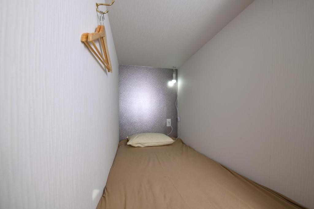 Mash Cafe & Bed Akihabara Hostel โตเกียว ภายนอก รูปภาพ